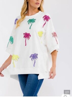The NEW Boutique White Oversized Sweatshirt with Multicolor Sequin Palm Trees